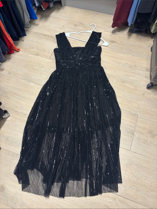 Halston Heritage Dresses & Skirts - Halston Heritage Black Sequin Pleated Wedding Guest Dress